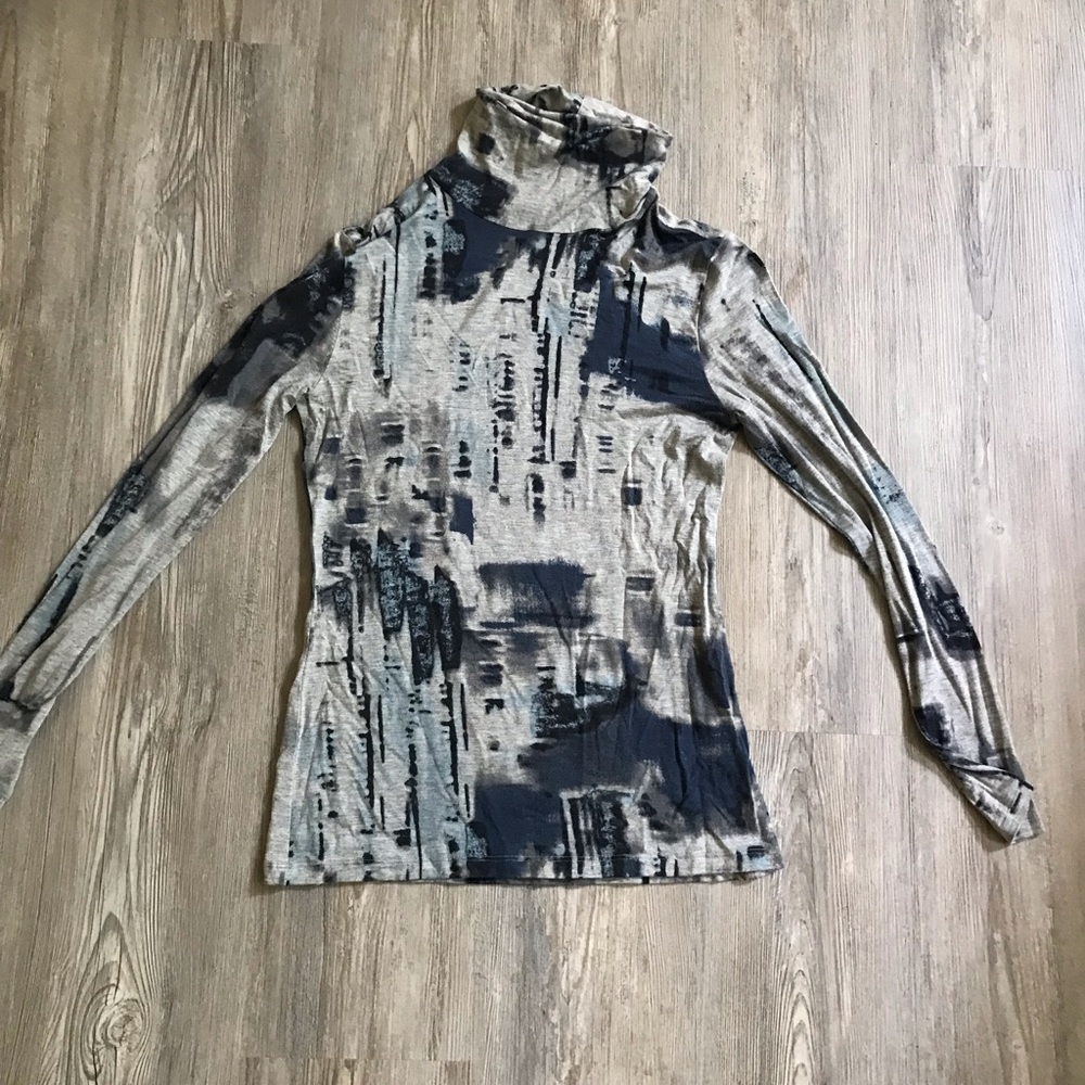 Karen Kane turtleneck